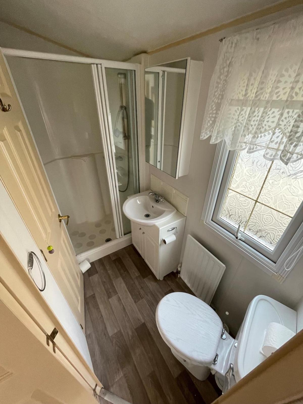 Willerby Granada 2-Bedroom Caravan, Glasgow Uddingston Exterior photo