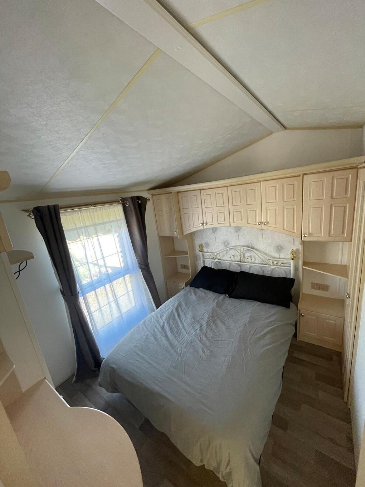 Willerby Granada 2-Bedroom Caravan, Glasgow Uddingston Exterior photo
